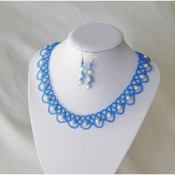 Blue set with white perles