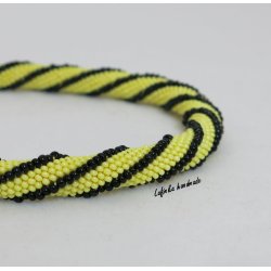 Zigzag stipped Necklace - Yellow and Black